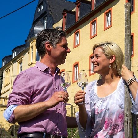 Kapelle - Urlaub Auf Dem Weingut Apartment Maring-Noviand Екстериор снимка