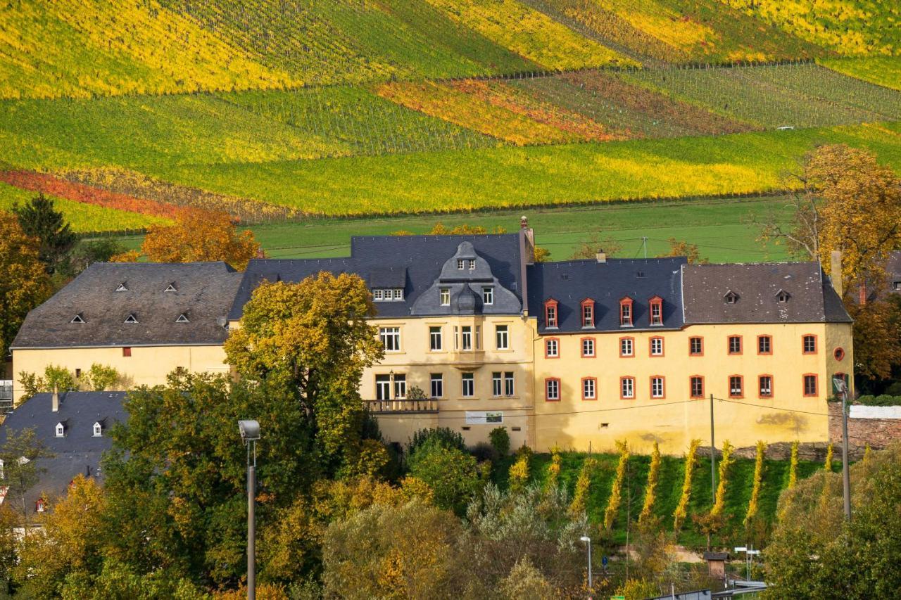 Kapelle - Urlaub Auf Dem Weingut Apartment Maring-Noviand Екстериор снимка