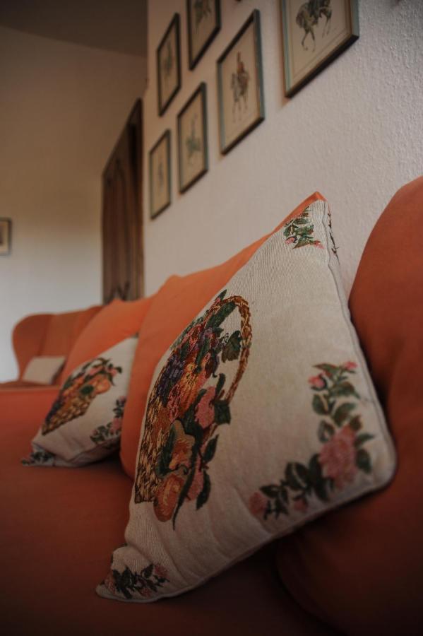 Kapelle - Urlaub Auf Dem Weingut Apartment Maring-Noviand Екстериор снимка