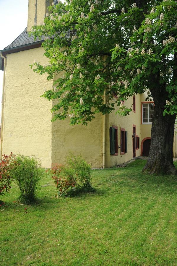 Kapelle - Urlaub Auf Dem Weingut Apartment Maring-Noviand Екстериор снимка