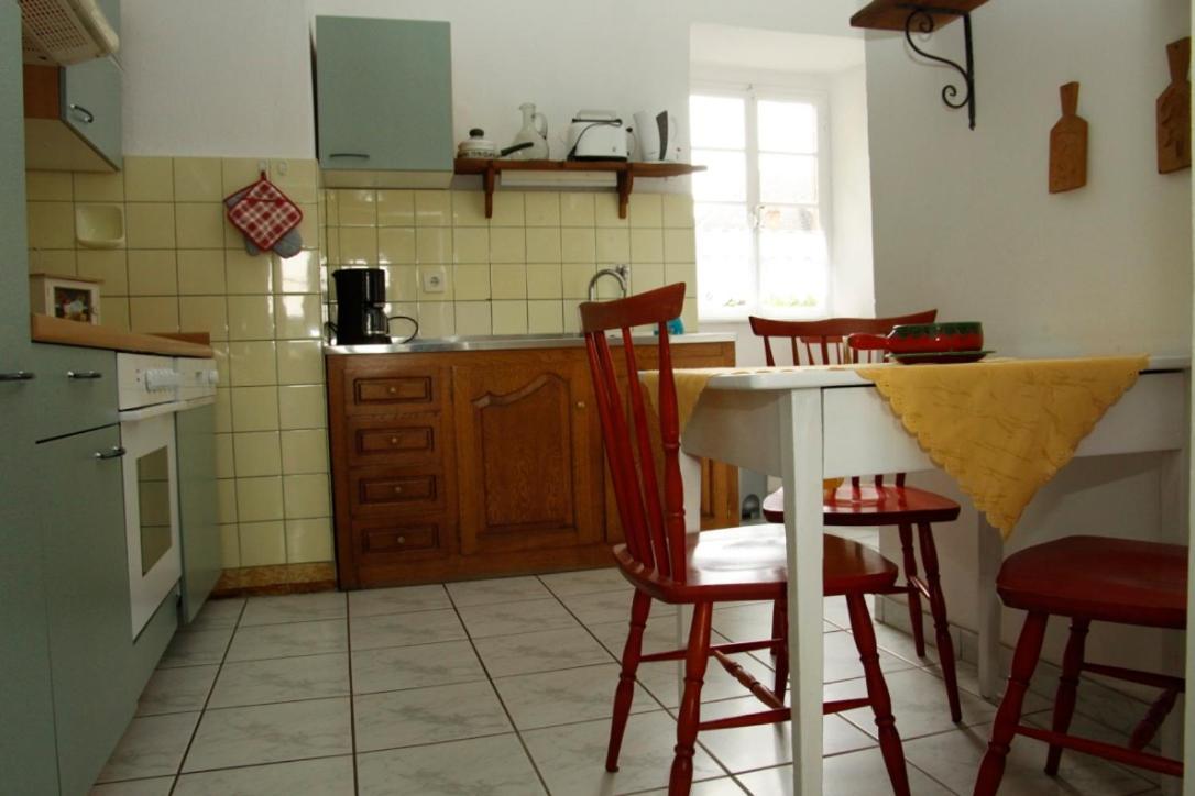 Kapelle - Urlaub Auf Dem Weingut Apartment Maring-Noviand Екстериор снимка